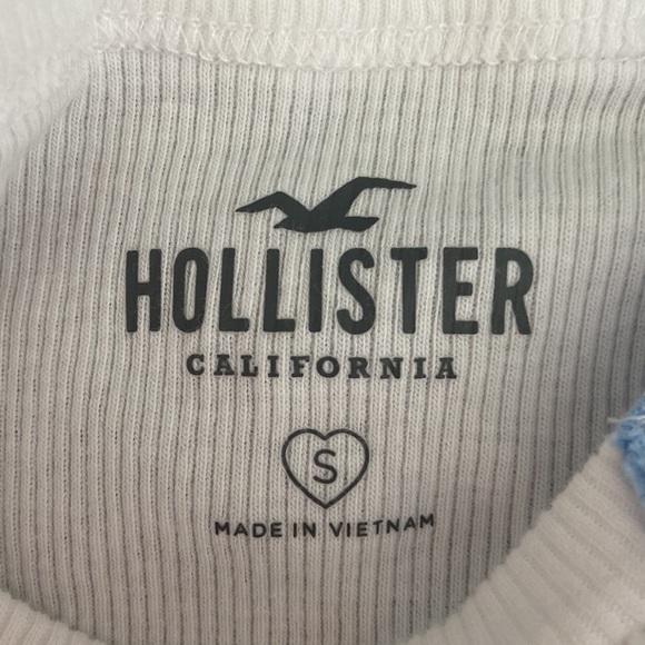 Hollister High Neck Tank Top - Picture 2 of 3